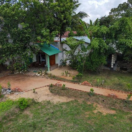Sigiri Close-Up View Guest Sigiriya Exterior photo
